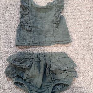 Charming Ruffled Kids Set in Gray